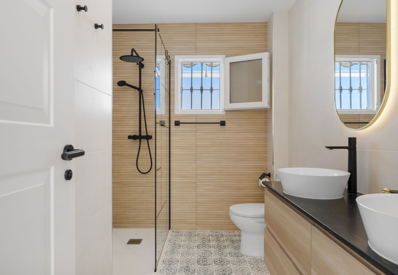 Byhus i Estepona - Casa Pentique