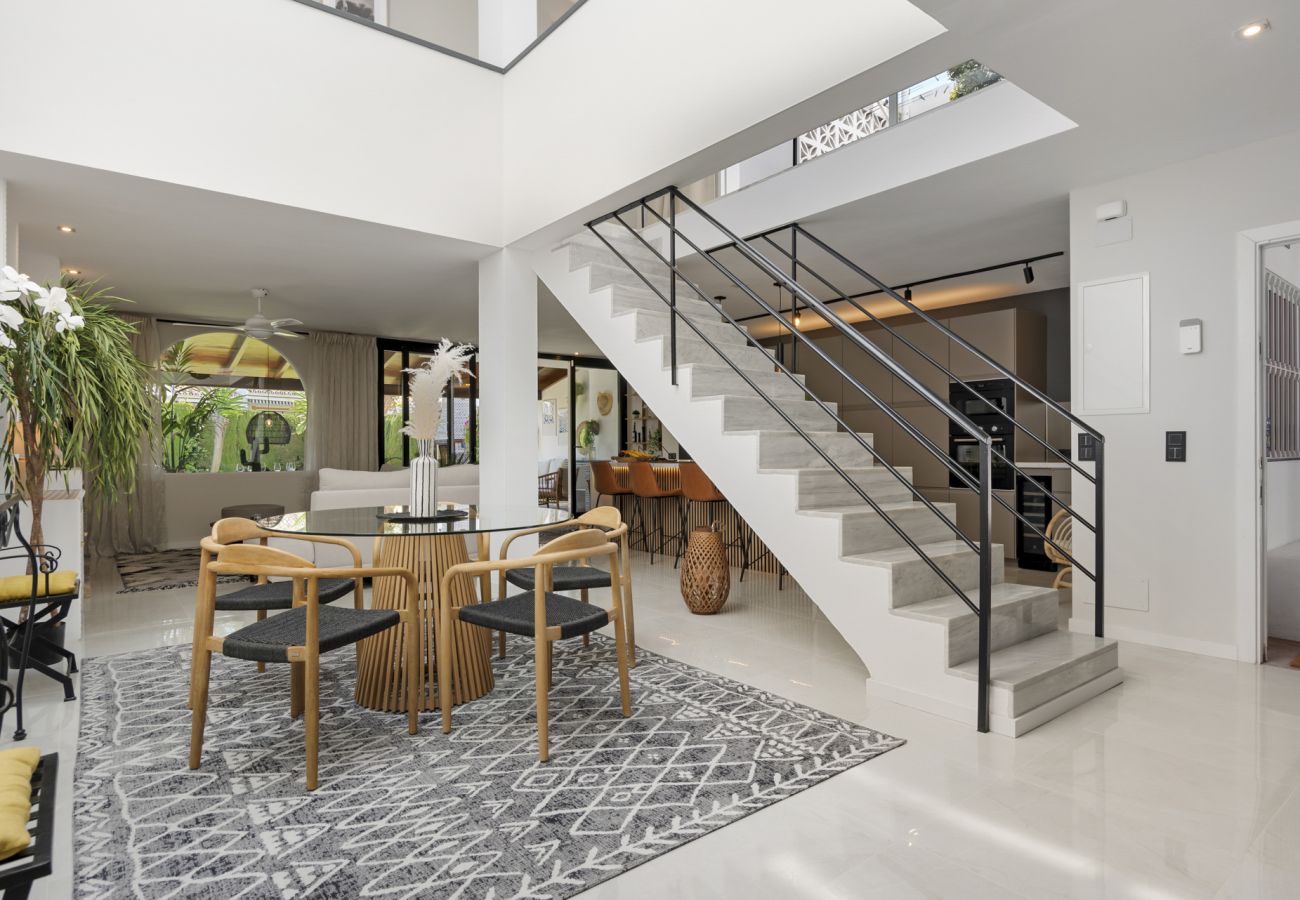 Byhus i Estepona - Casa Pentique