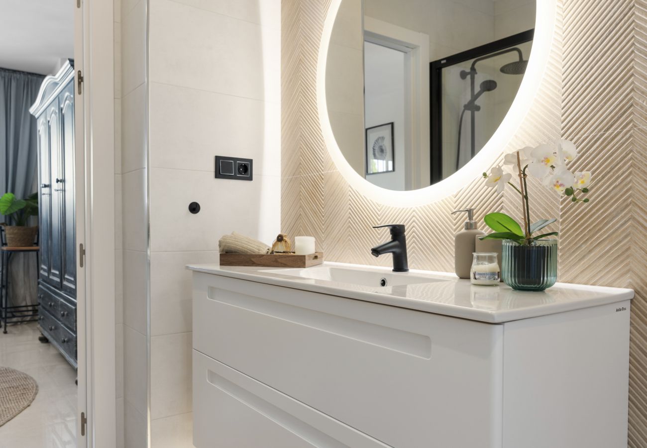 Byhus i Estepona - Casa Pentique