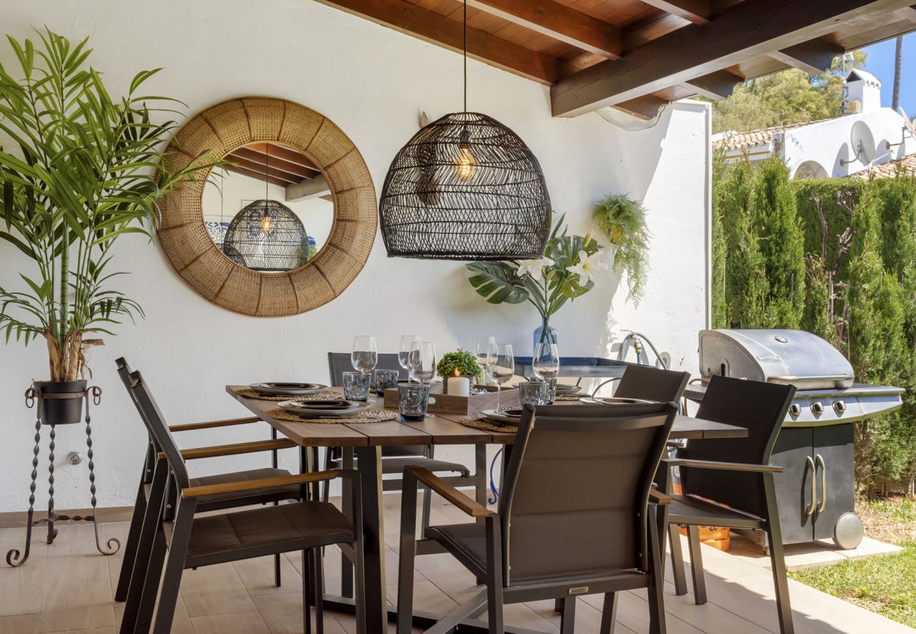 Byhus i Estepona - Casa Pentique