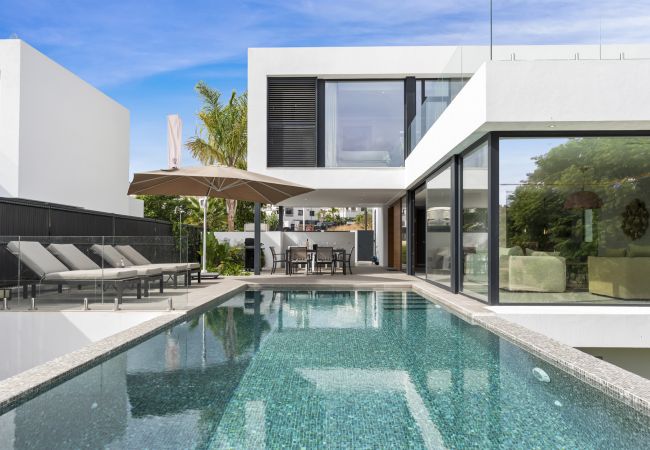 Villa i Estepona - Villa Alba