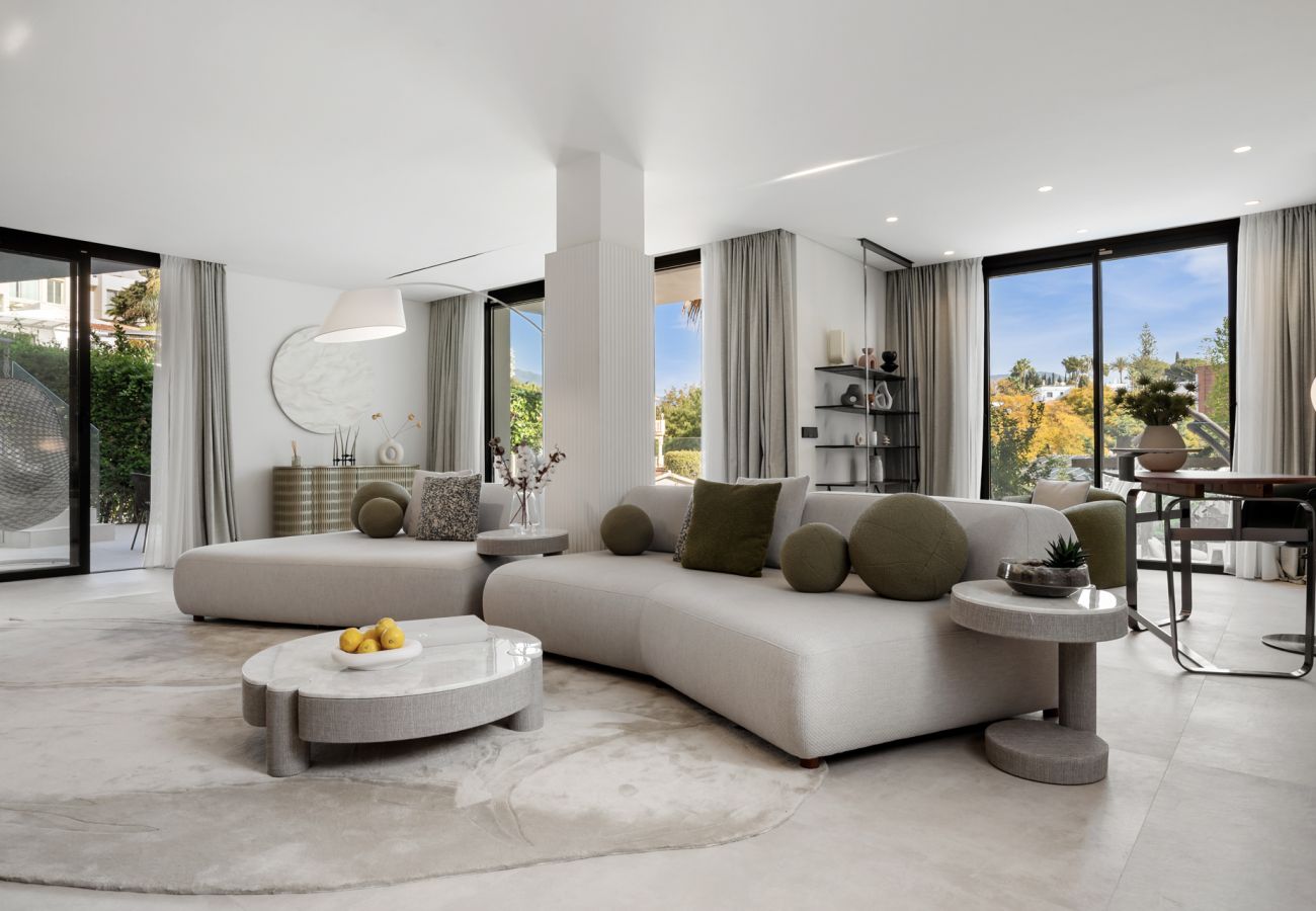 Villa i Nueva andalucia - Villa Serenis