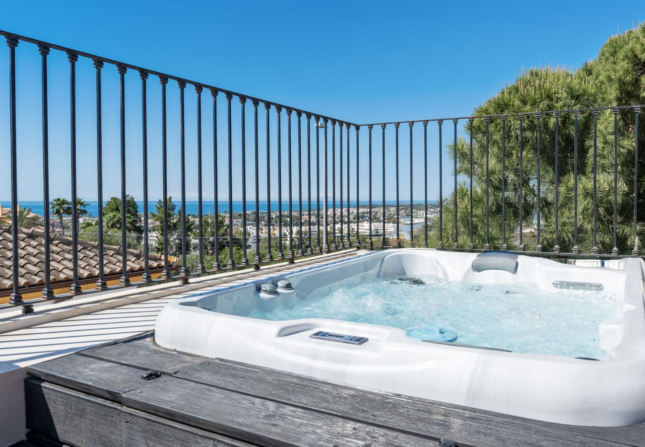 Villa i Nueva andalucia - Villa Celeste