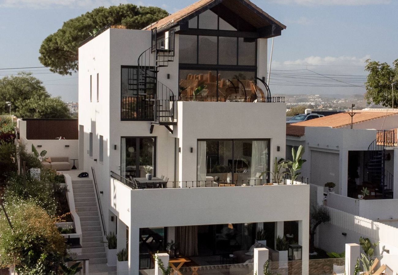 Villa i Nueva andalucia - Villa Celeste