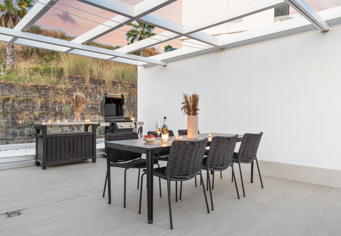 Byhus i Estepona - Oceana Townhouse