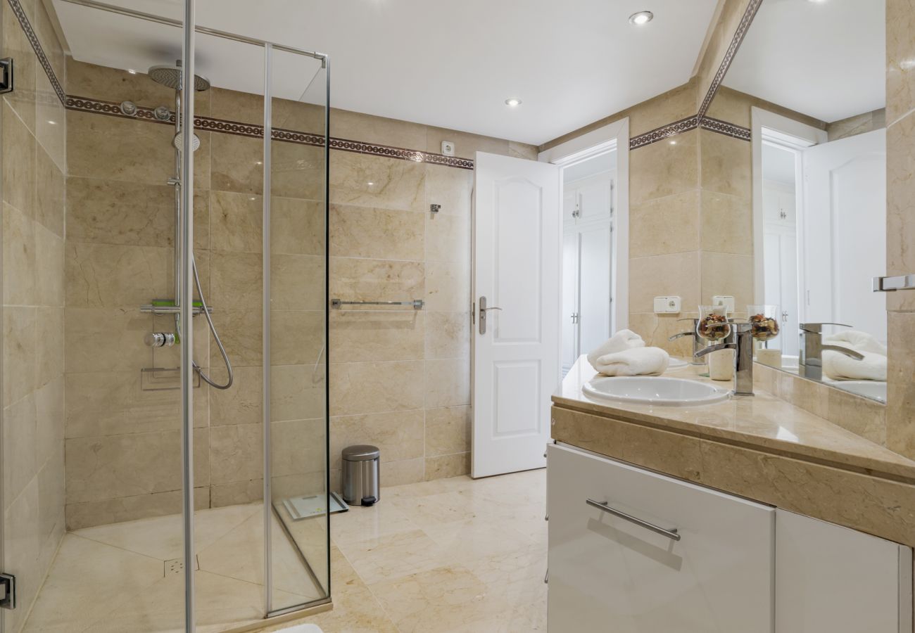 Hus i Casares - Casares del Mar