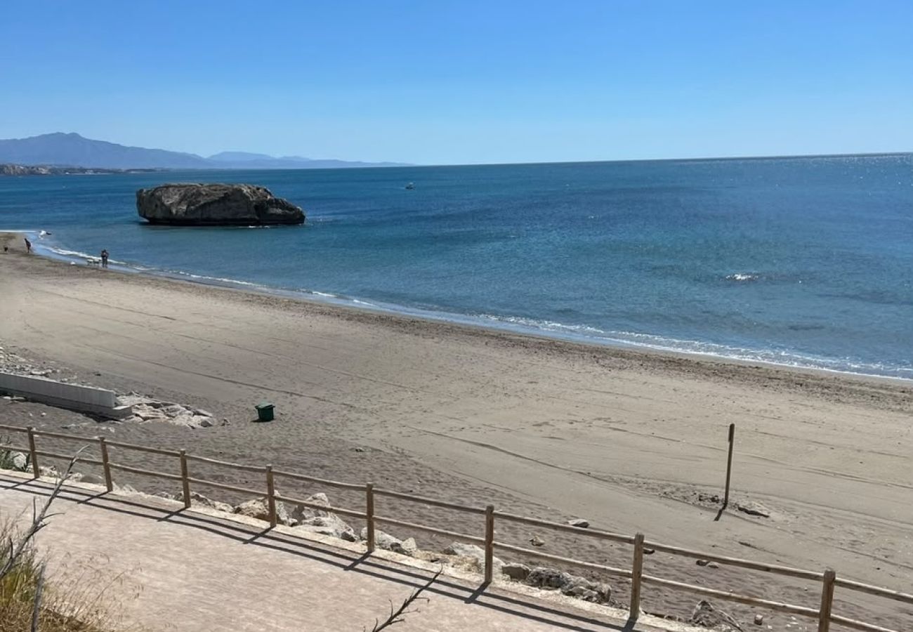 Hus i Estepona - Casares del Mar | Beachfront Townhouse