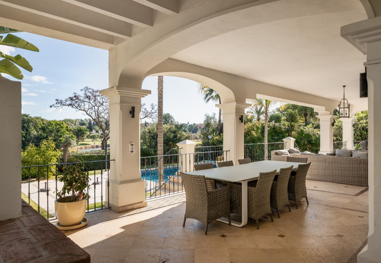 Villa i Nueva andalucia - Villa Las Brisas