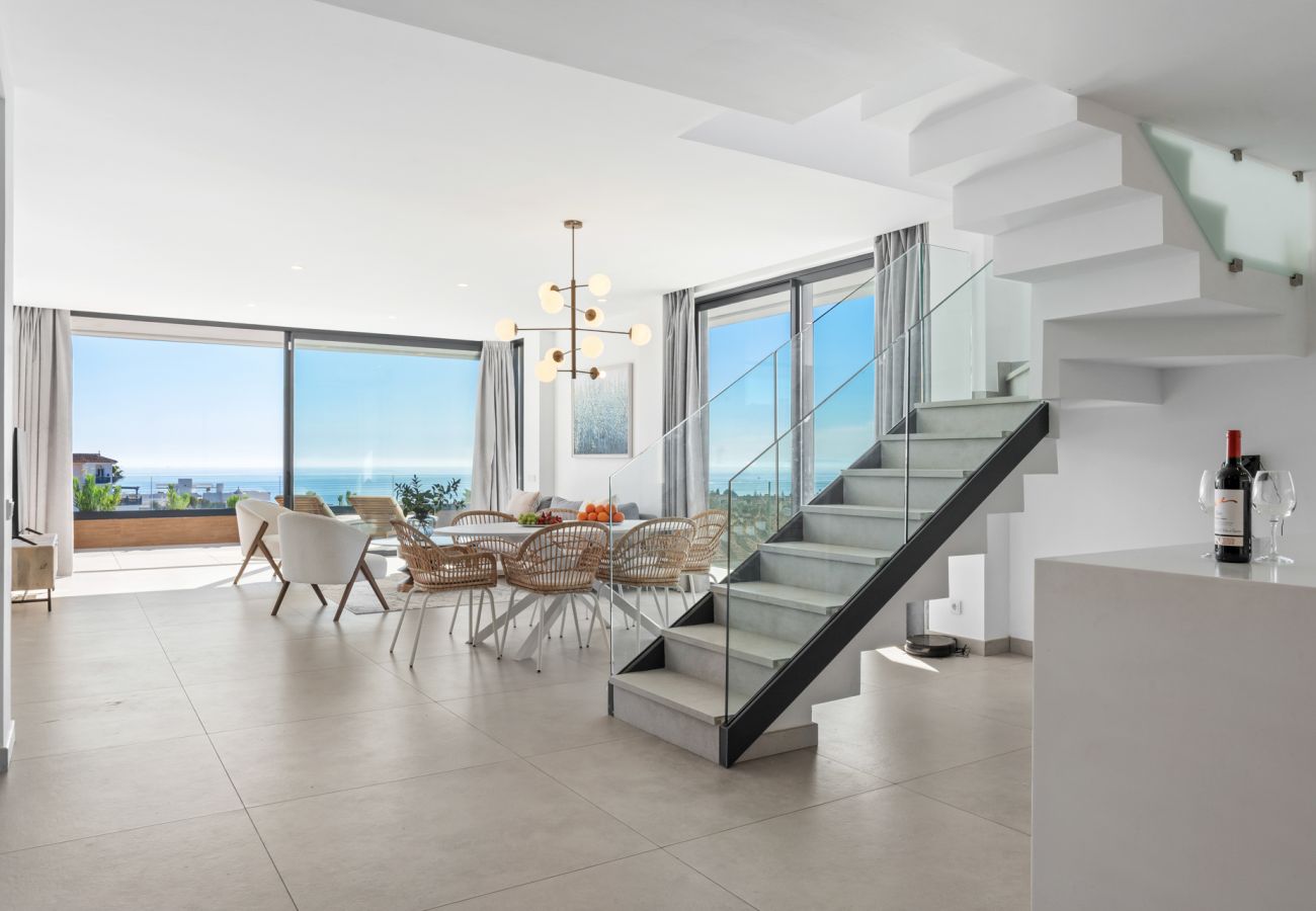 Lejlighed i Marbella - Cabopino Penthouse with Private Pool