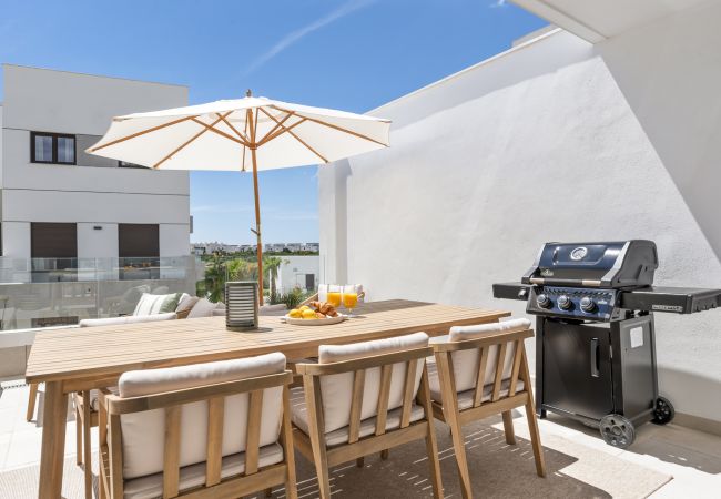 Lejlighed i Estepona - Bayside Home