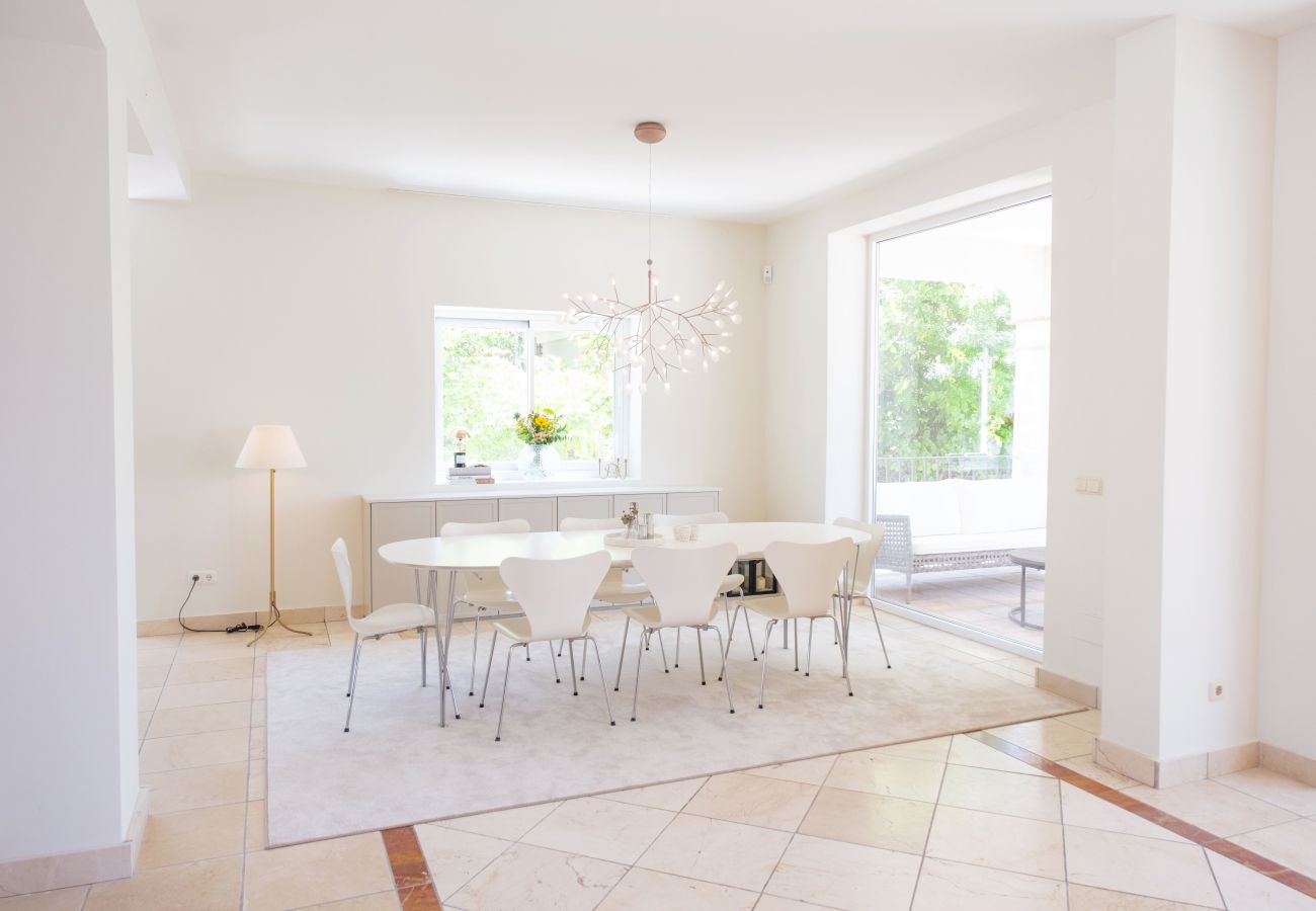 Villa i San Pedro de Alcántara - Villa Limones | Luxury Beachside Villa 
