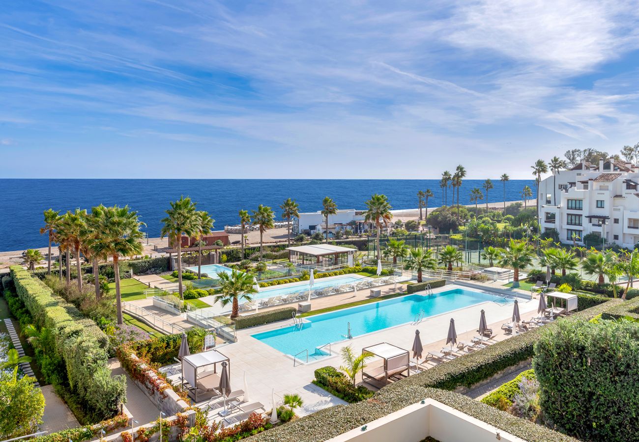 Lejlighed i Estepona - Luxury Beachfront Velaya