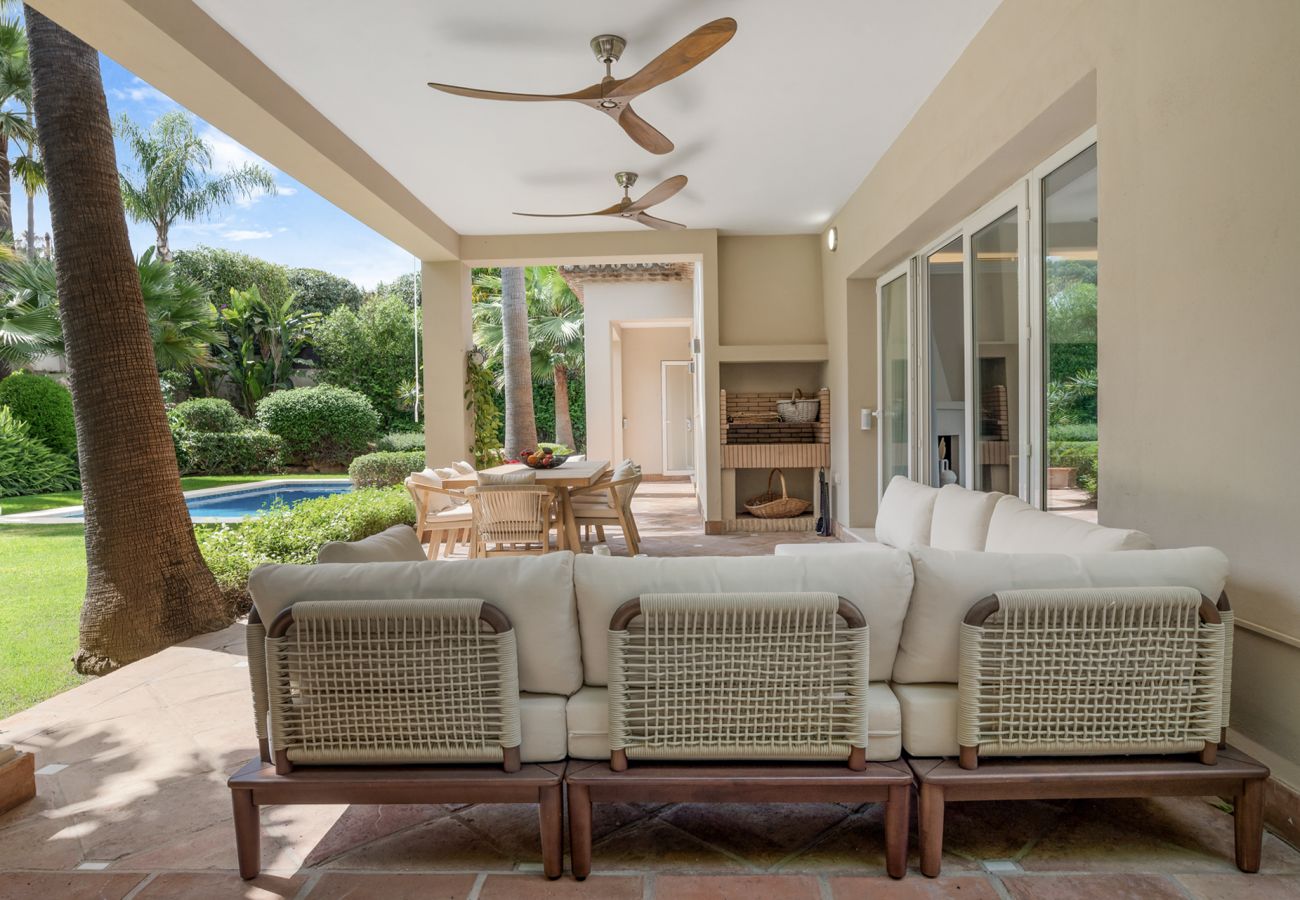 Villa i Nueva andalucia - Villa Cozy