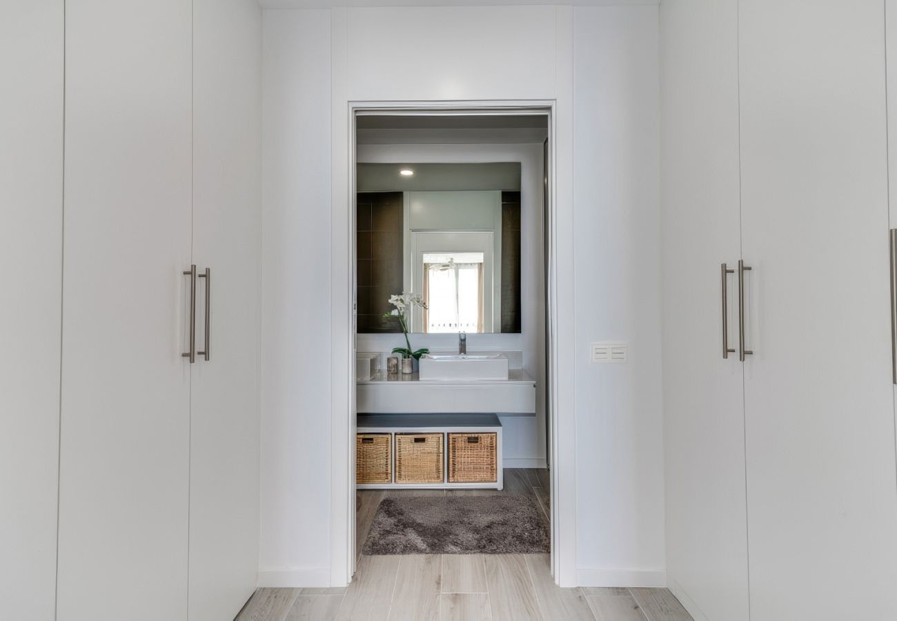 Byhus i Estepona - Oceana Townhouse