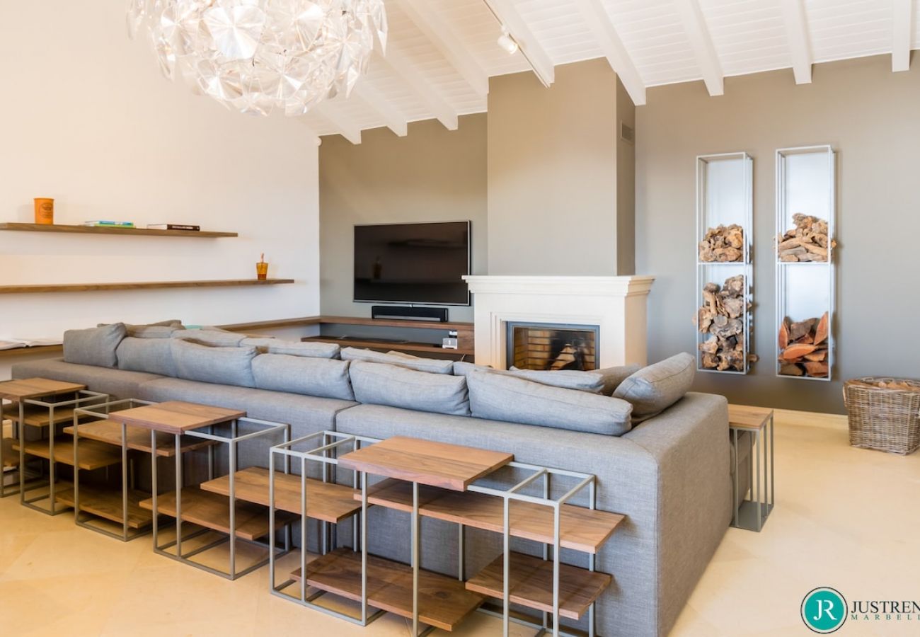 Ferienwohnung in Estepona - Penthouse Granados del Mar