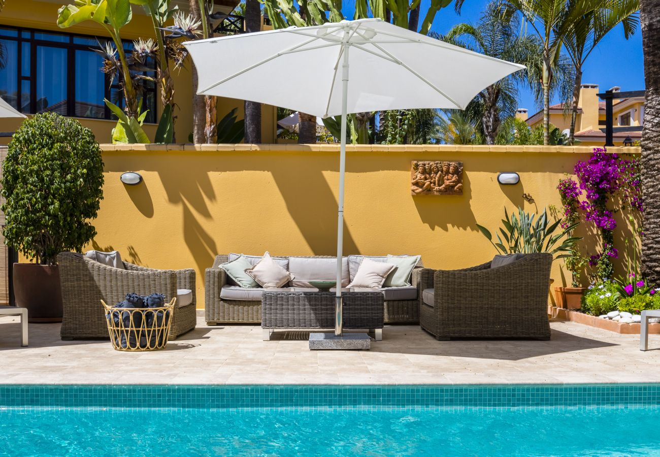 Doppelhaushälfte in Marbella - Casa Bahia de Banus