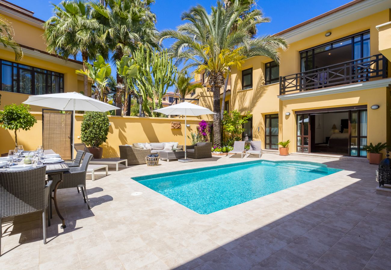 Doppelhaushälfte in Marbella - Casa Bahia de Banus