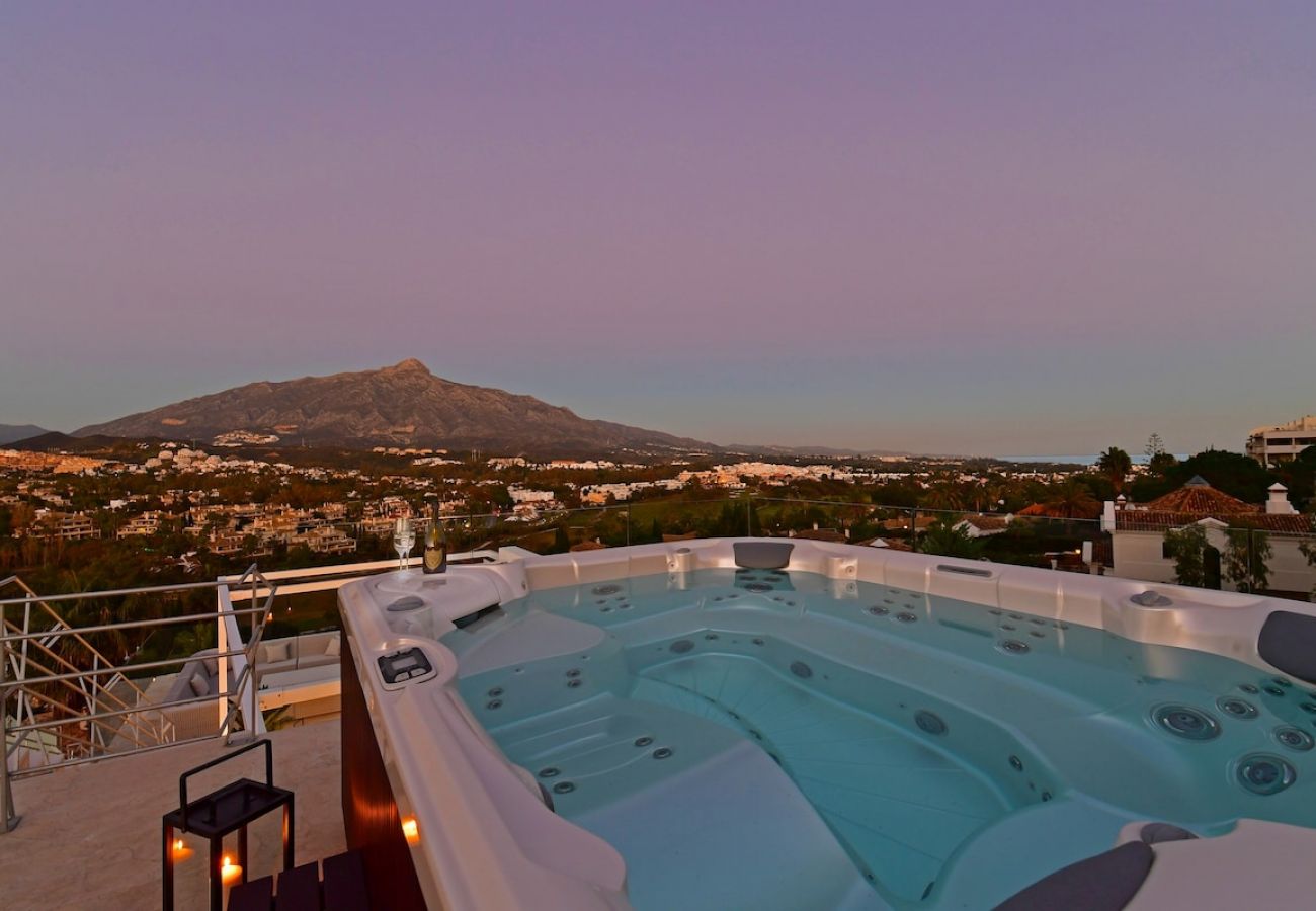 Villa in Marbella - Villa Suena Blanca
