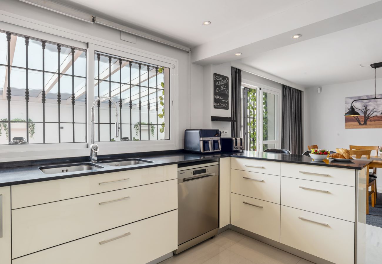 Doppelhaushälfte in Marbella - Casa Esquina