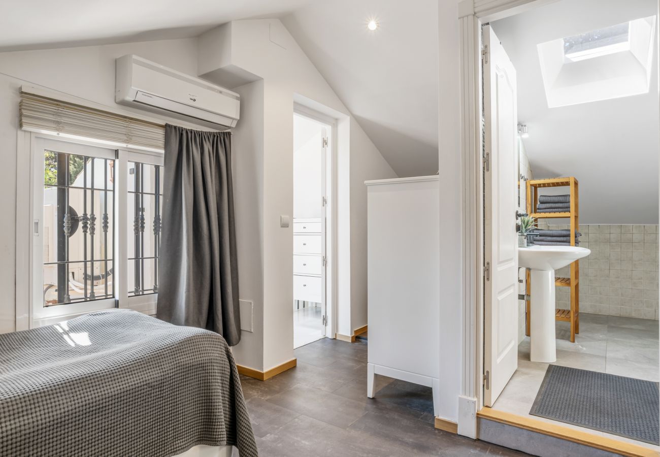 Doppelhaushälfte in Marbella - Casa Esquina