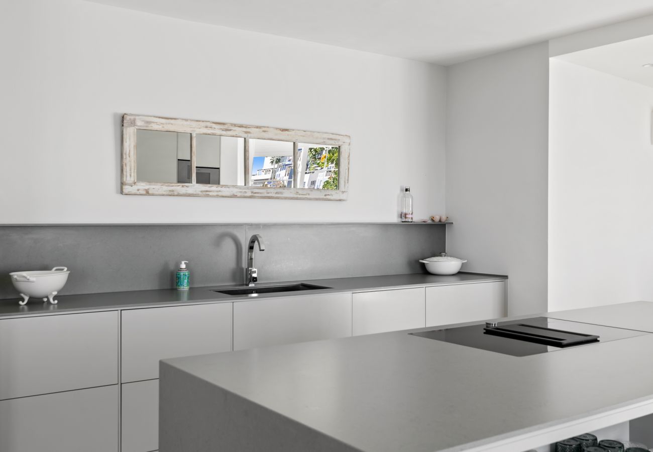 Doppelhaushälfte in Benahavís - Casa La Heredia