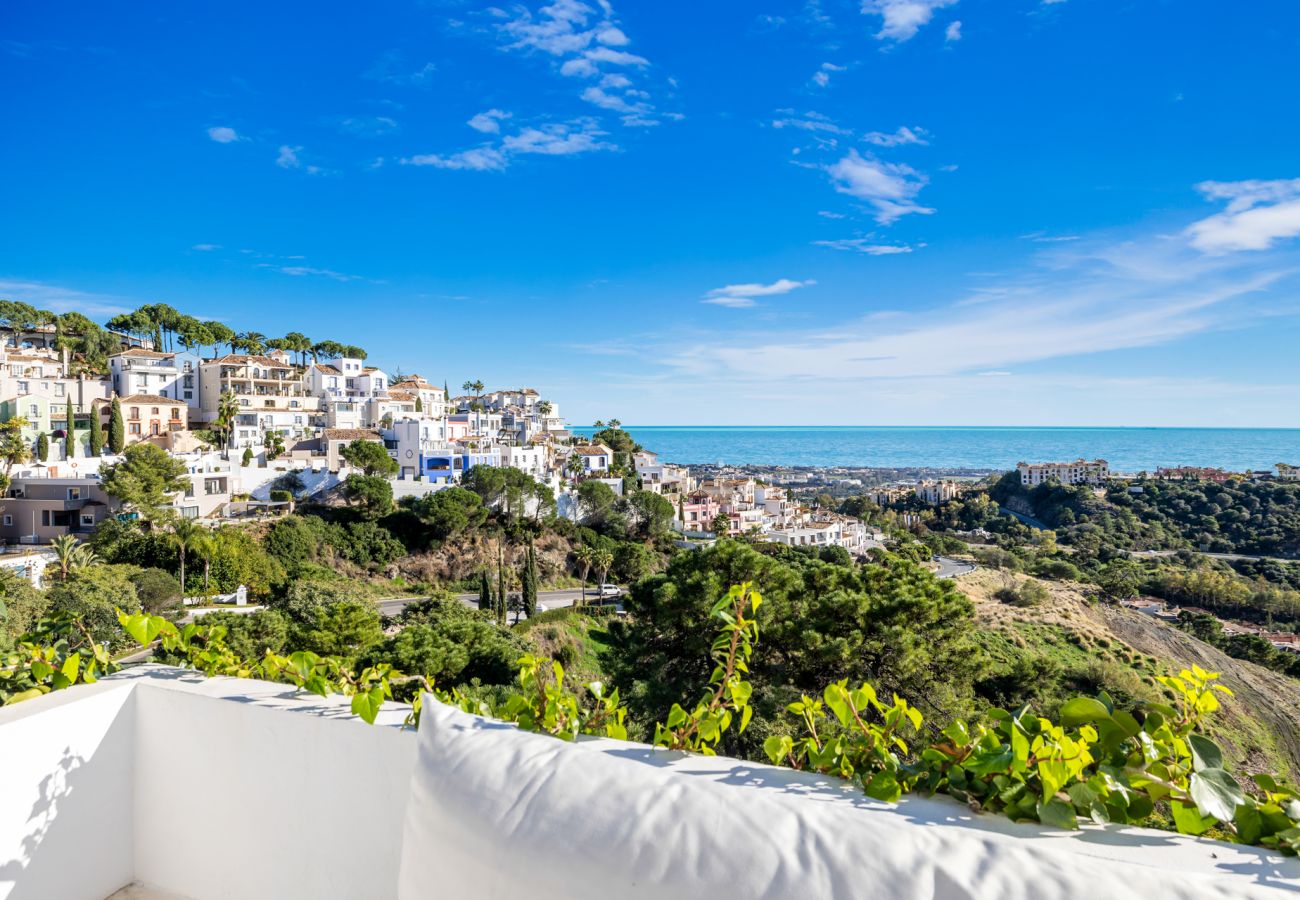 Doppelhaushälfte in Benahavís - Casa La Heredia