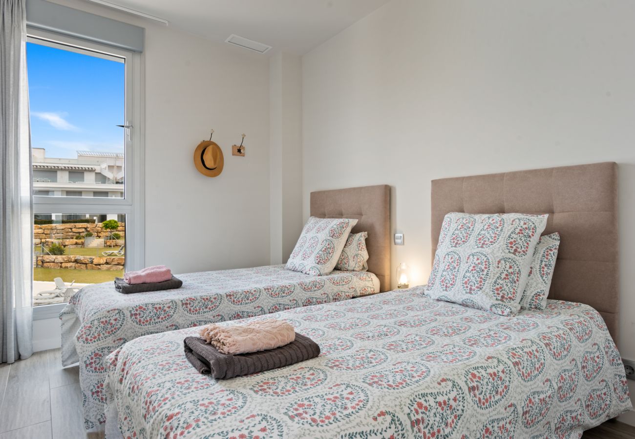 Ferienwohnung in Estepona - Mirage Penthouse - Sea views & Jacuzzi!