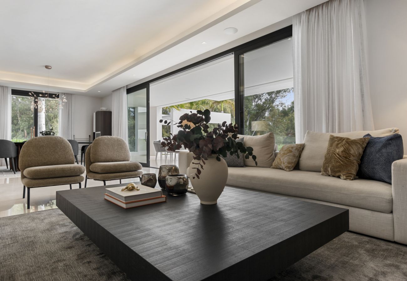 Villa in Estepona - Villa Lulu