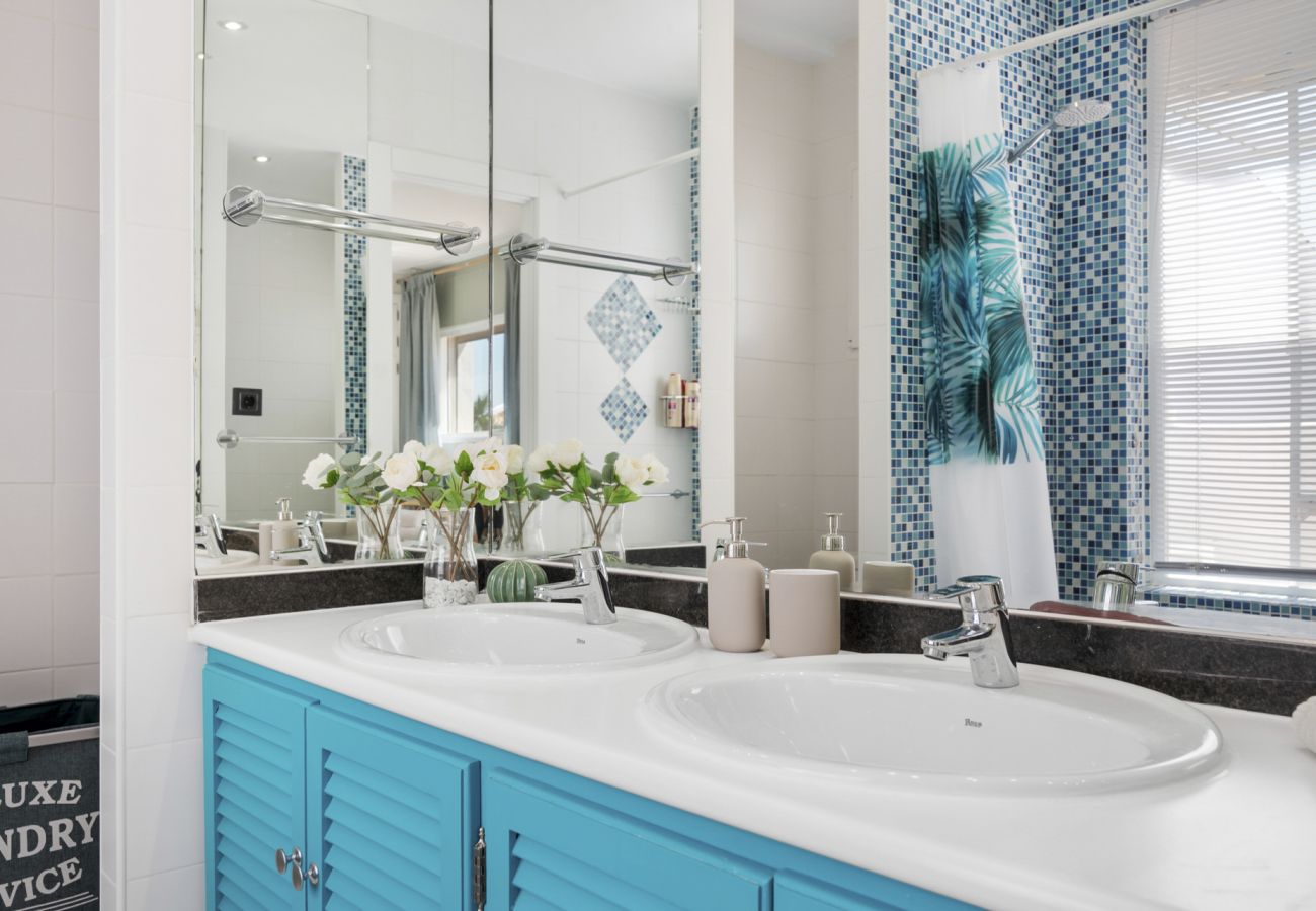 Doppelhaushälfte in Estepona - Casa Pentique