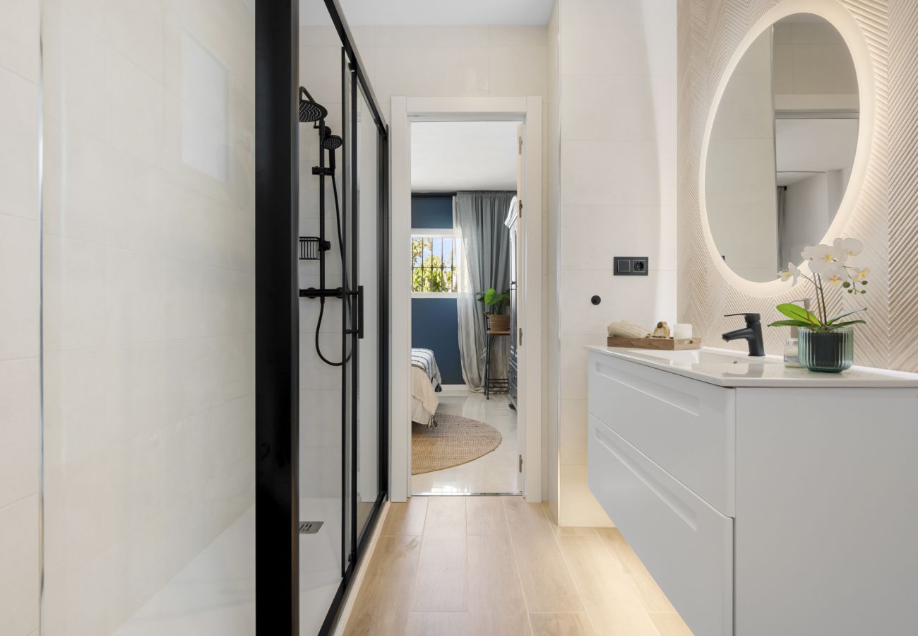 Doppelhaushälfte in Estepona - Casa Pentique