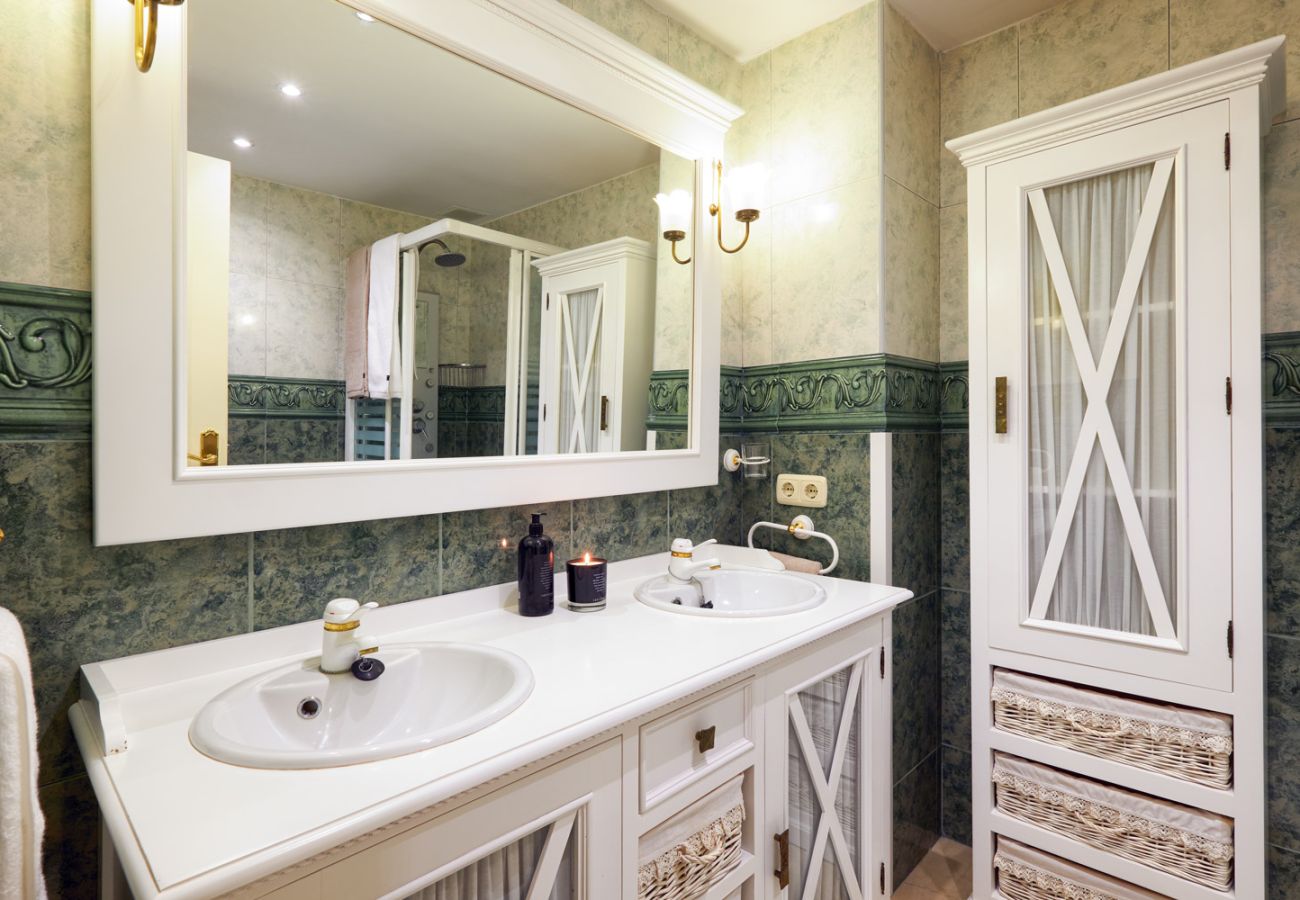 Doppelhaushälfte in Neu-Andalusien - Casa Vasari