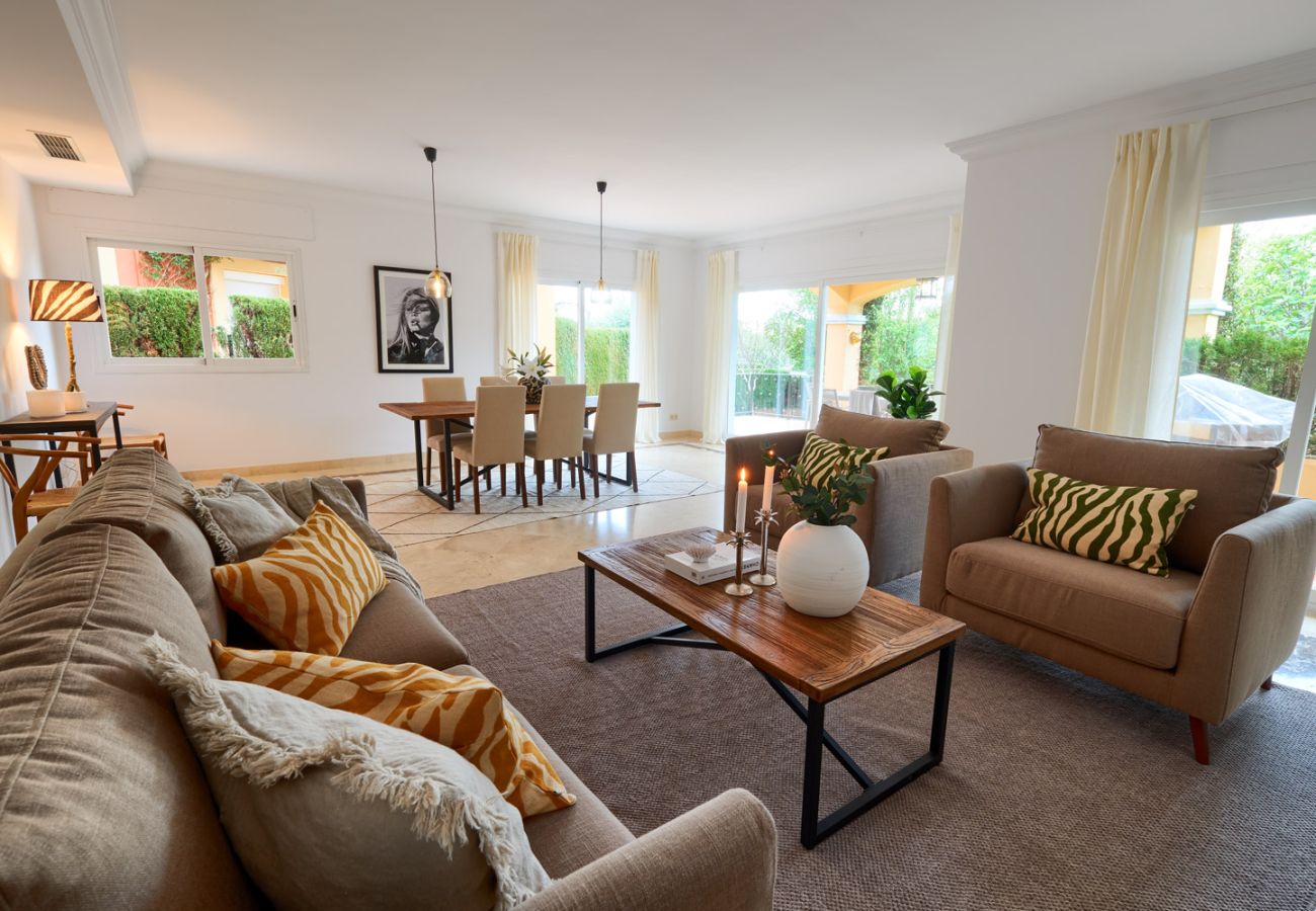 Doppelhaushälfte in Neu-Andalusien - Casa Vasari