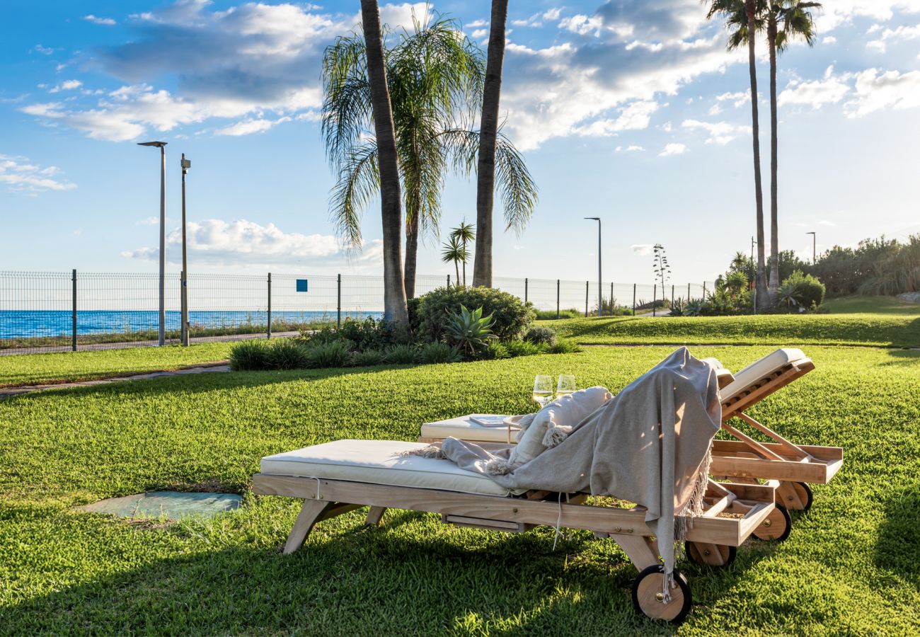 Ferienwohnung in Estepona - Beachfront Riviera Playa