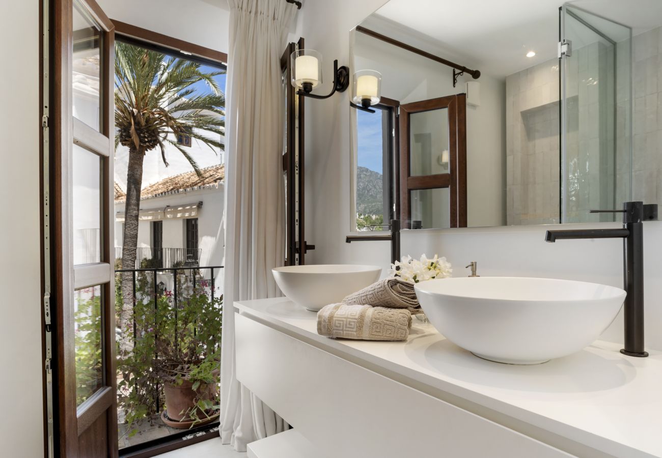 Doppelhaushälfte in Marbella - Lomas de Marbella Club Townhouse