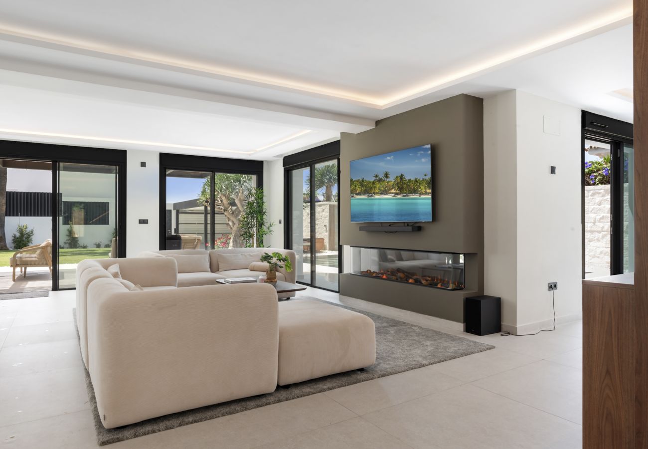 Villa in Neu-Andalusien - Villa La Perla