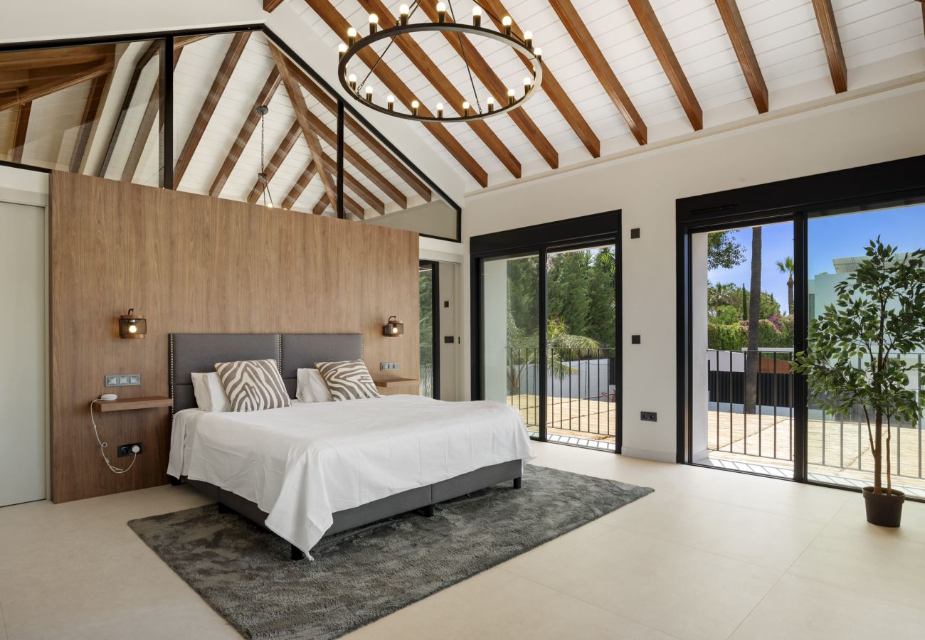 Villa in Neu-Andalusien - Villa La Perla