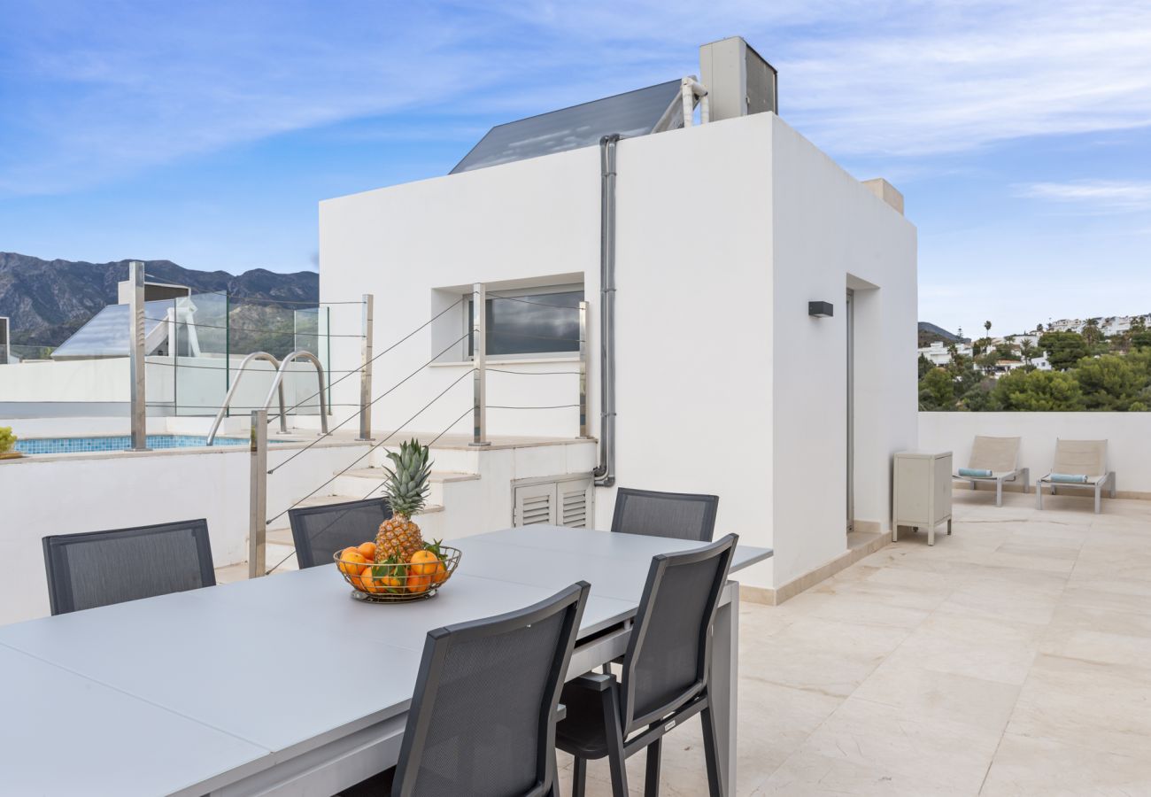 Doppelhaushälfte in Marbella - Casa La Finca