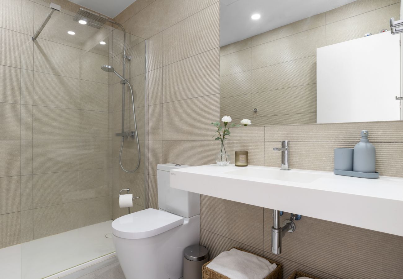 Ferienwohnung in Marbella - Cabopino Penthouse with Private Pool