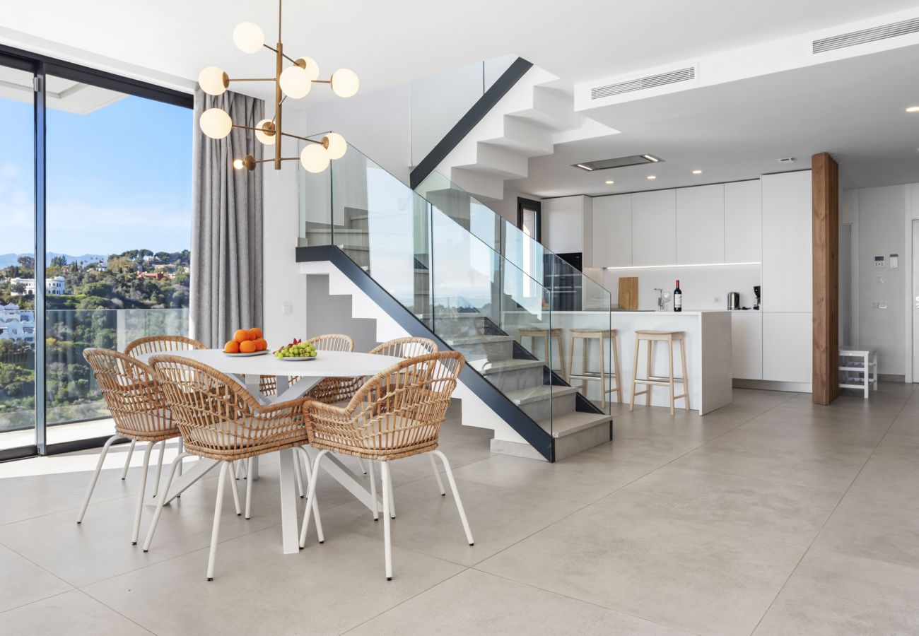 Ferienwohnung in Marbella - Cabopino Penthouse with Private Pool