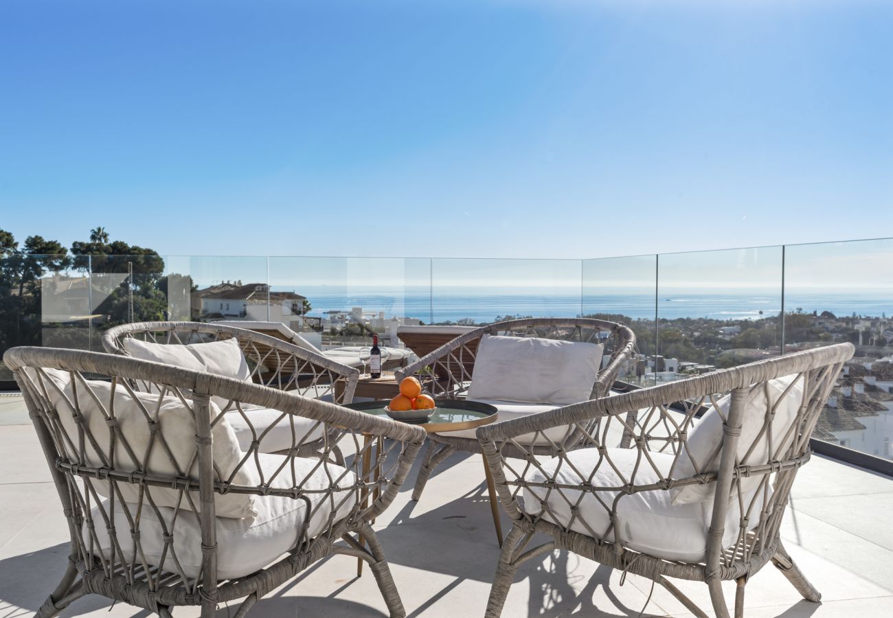 Ferienwohnung in Marbella - Cabopino Penthouse with Private Pool