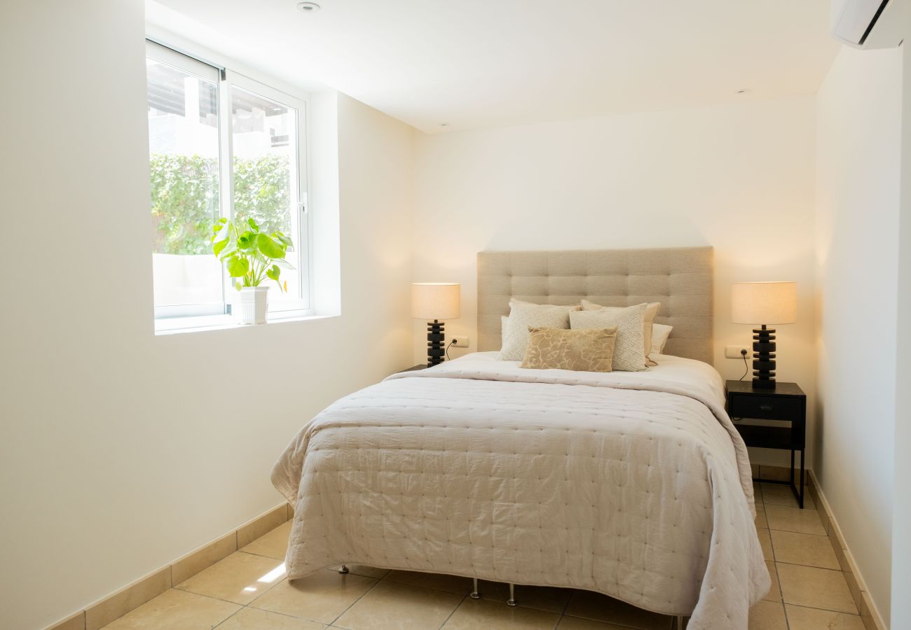 Villa in San Pedro de Alcántara - Villa Limones | Luxury Beachside Villa 
