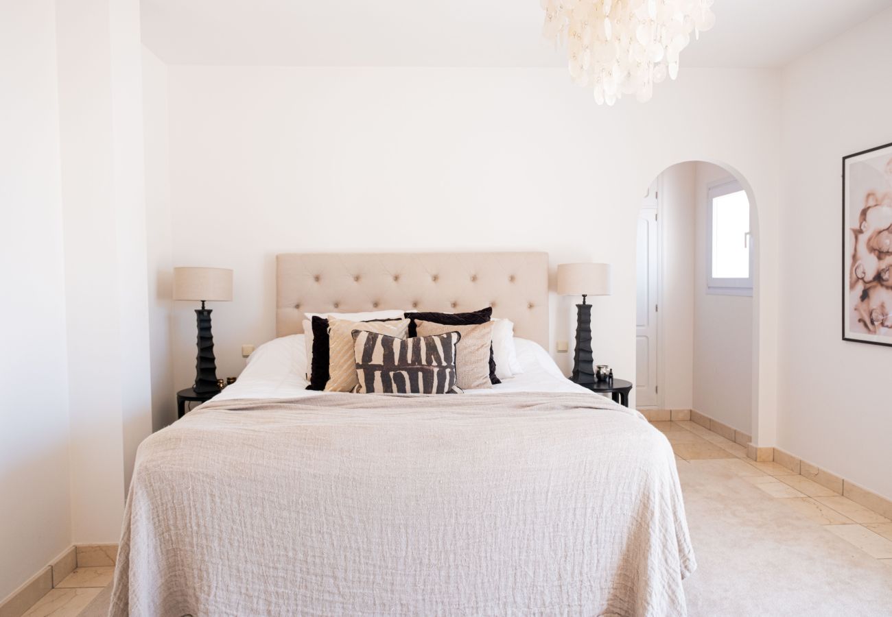 Villa in San Pedro de Alcántara - Villa Limones | Luxury Beachside Villa 