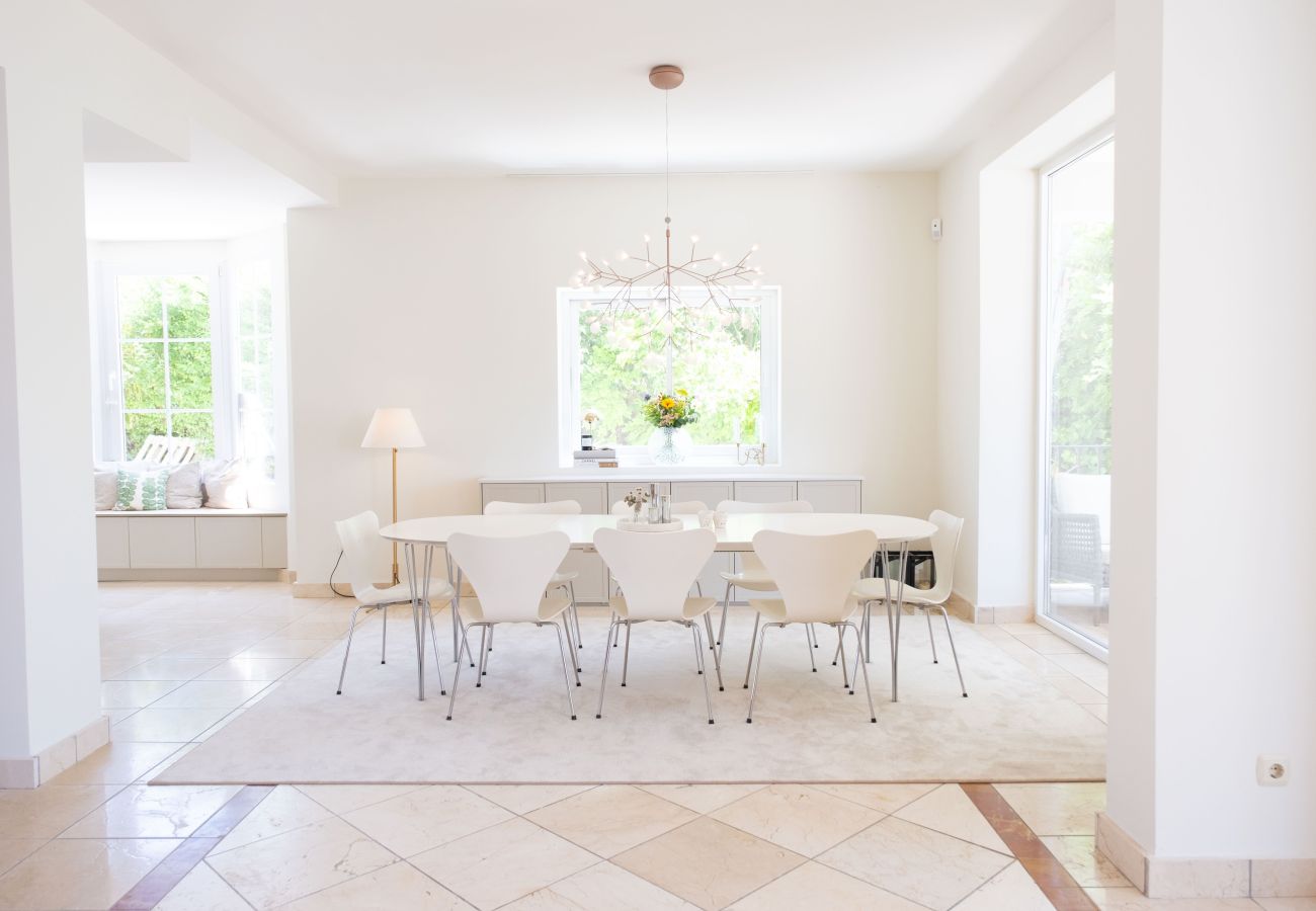 Villa in San Pedro de Alcántara - Villa Limones | Luxury Beachside Villa 