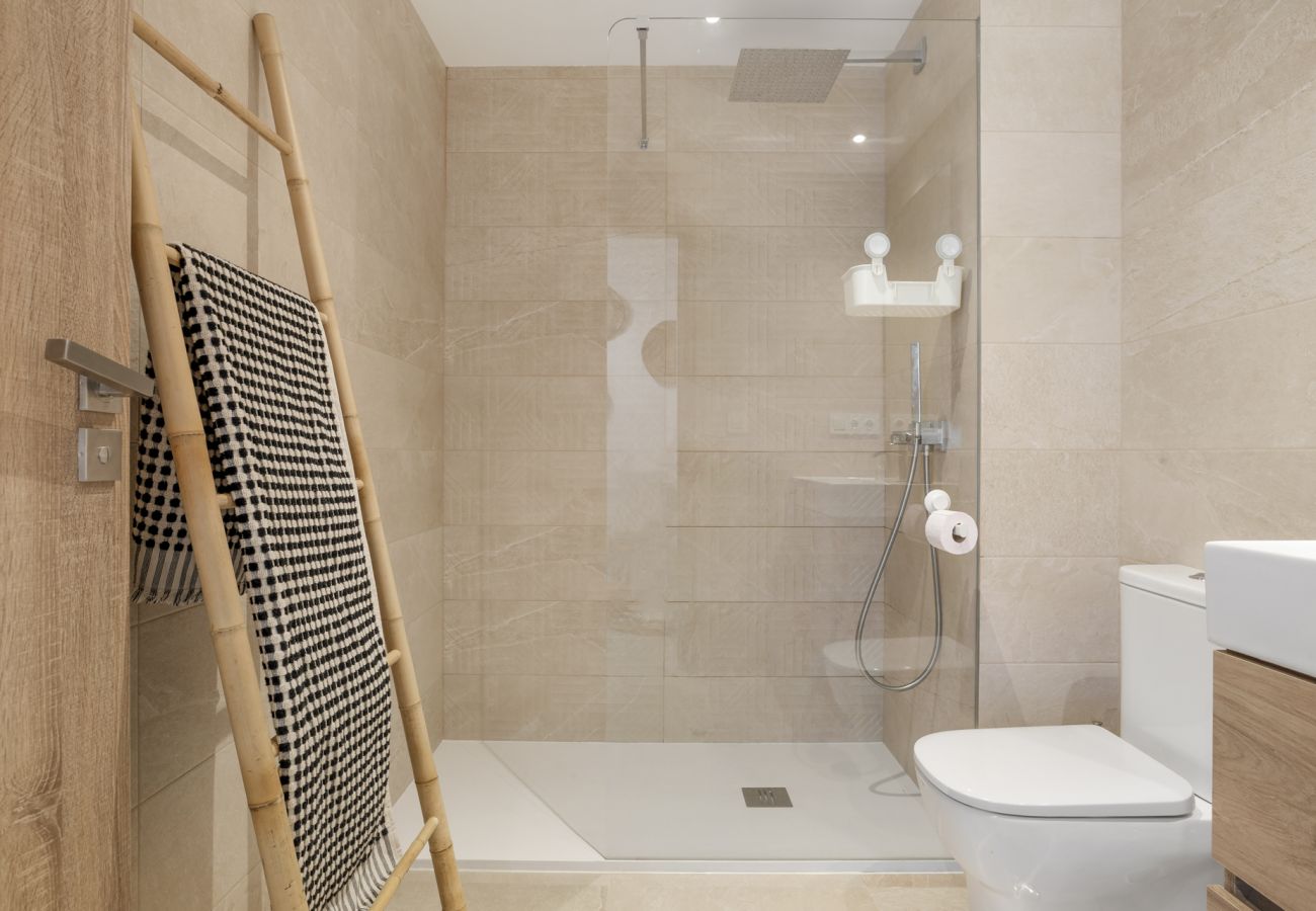 Ferienwohnung in Estepona - Feliz Penthouse