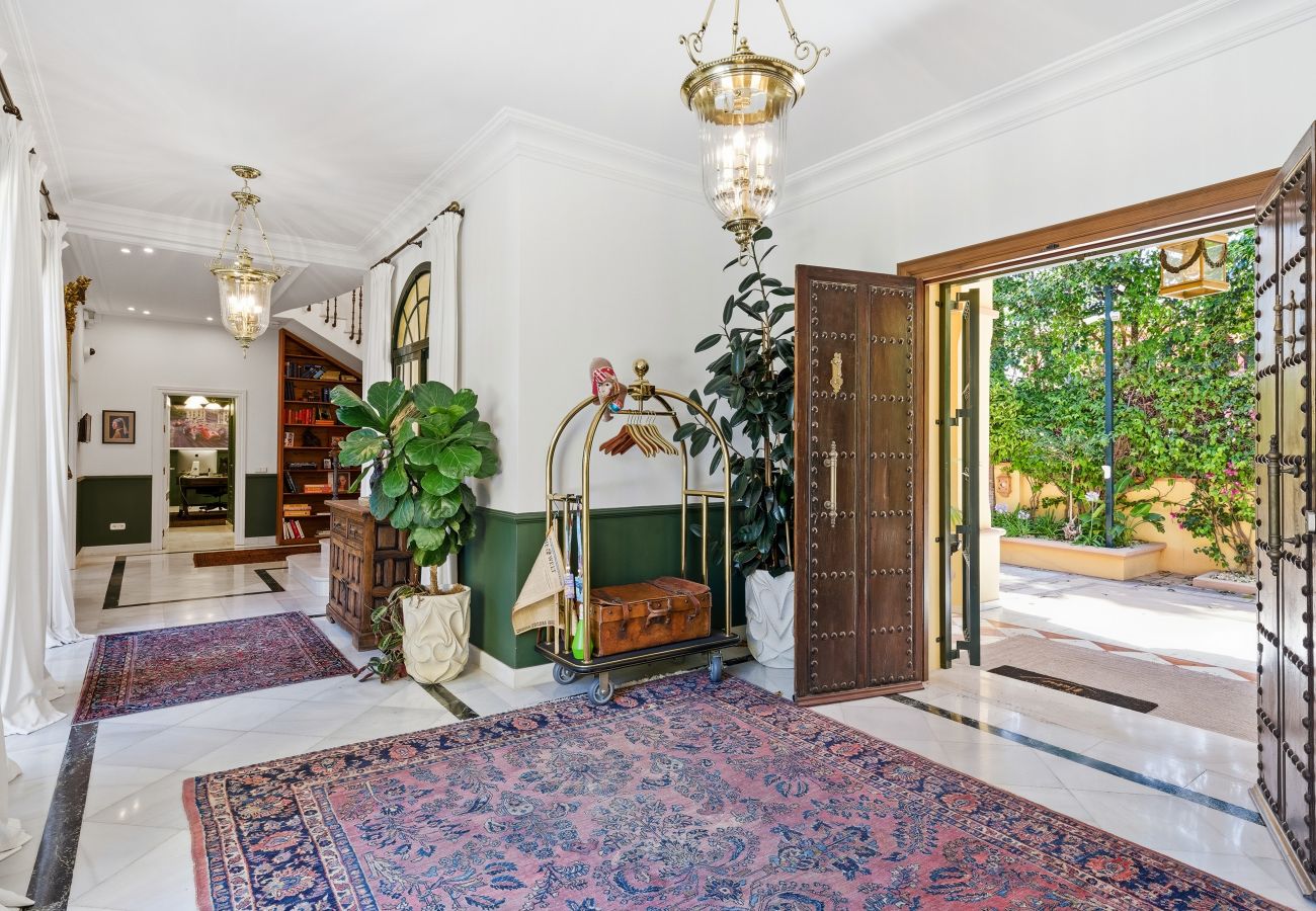Villa in San Pedro de Alcántara - Villa Amarilla