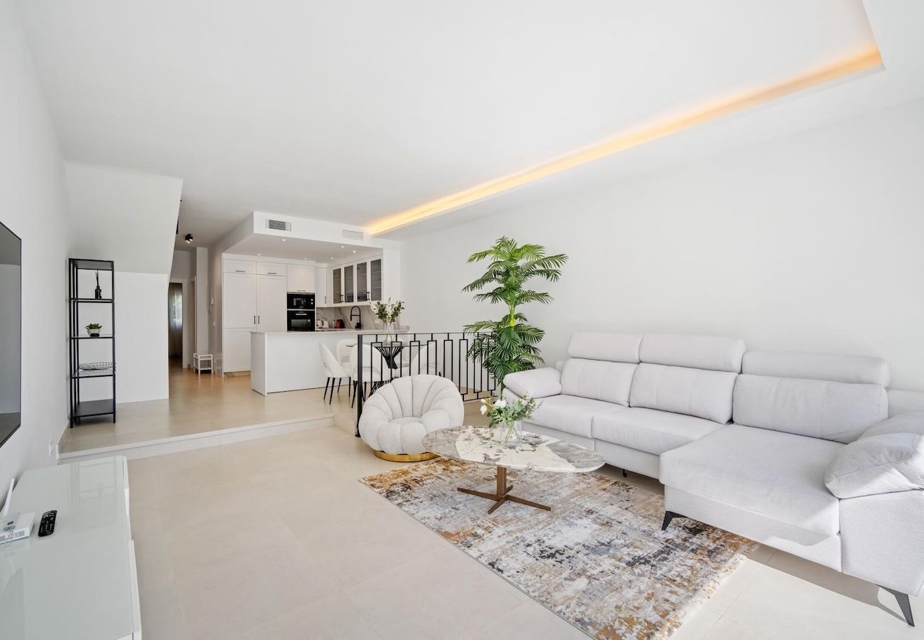 Doppelhaushälfte in Neu-Andalusien - Aurora Townhouse