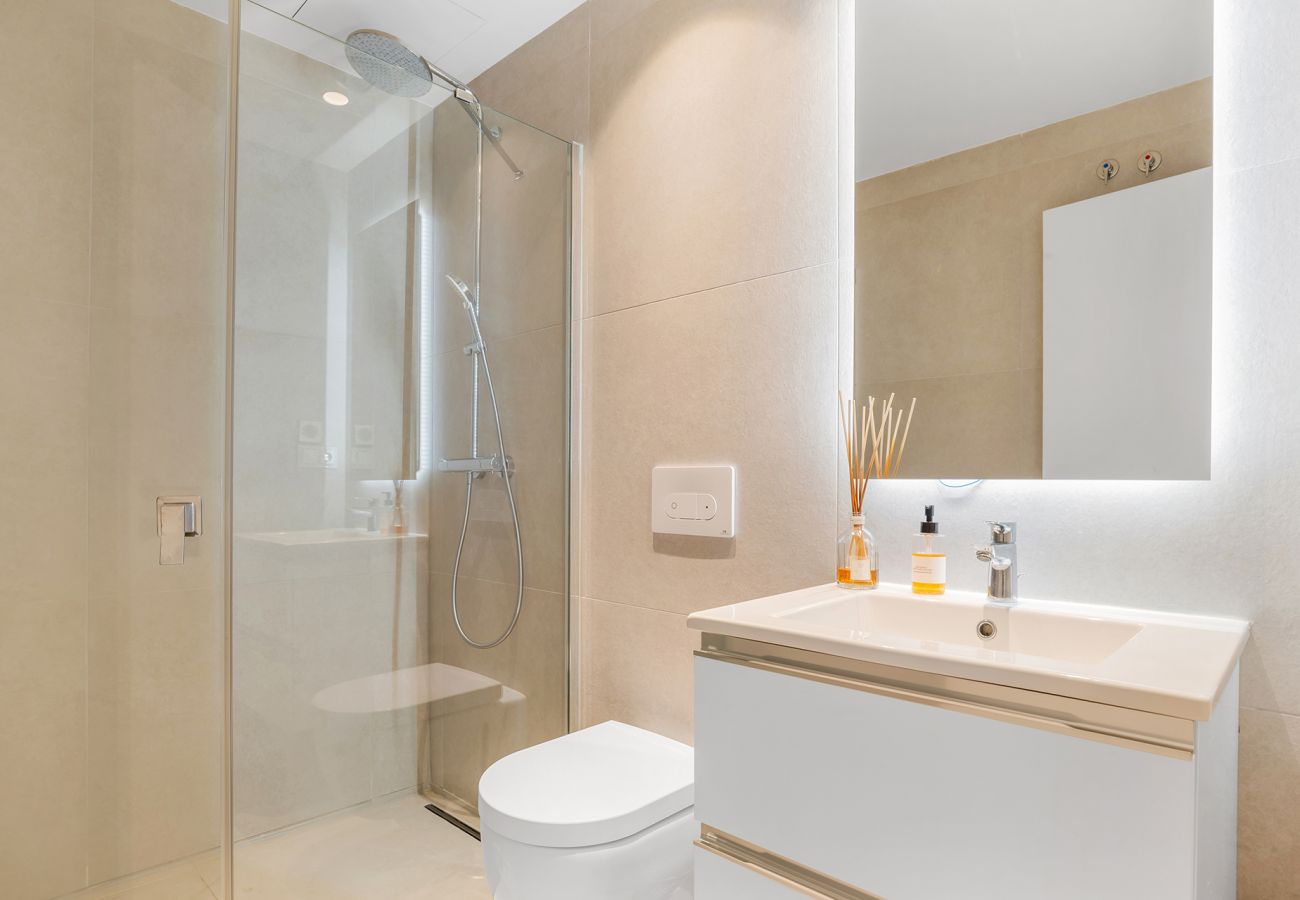 Ferienwohnung in Estepona - Luxury Beachfront Velaya