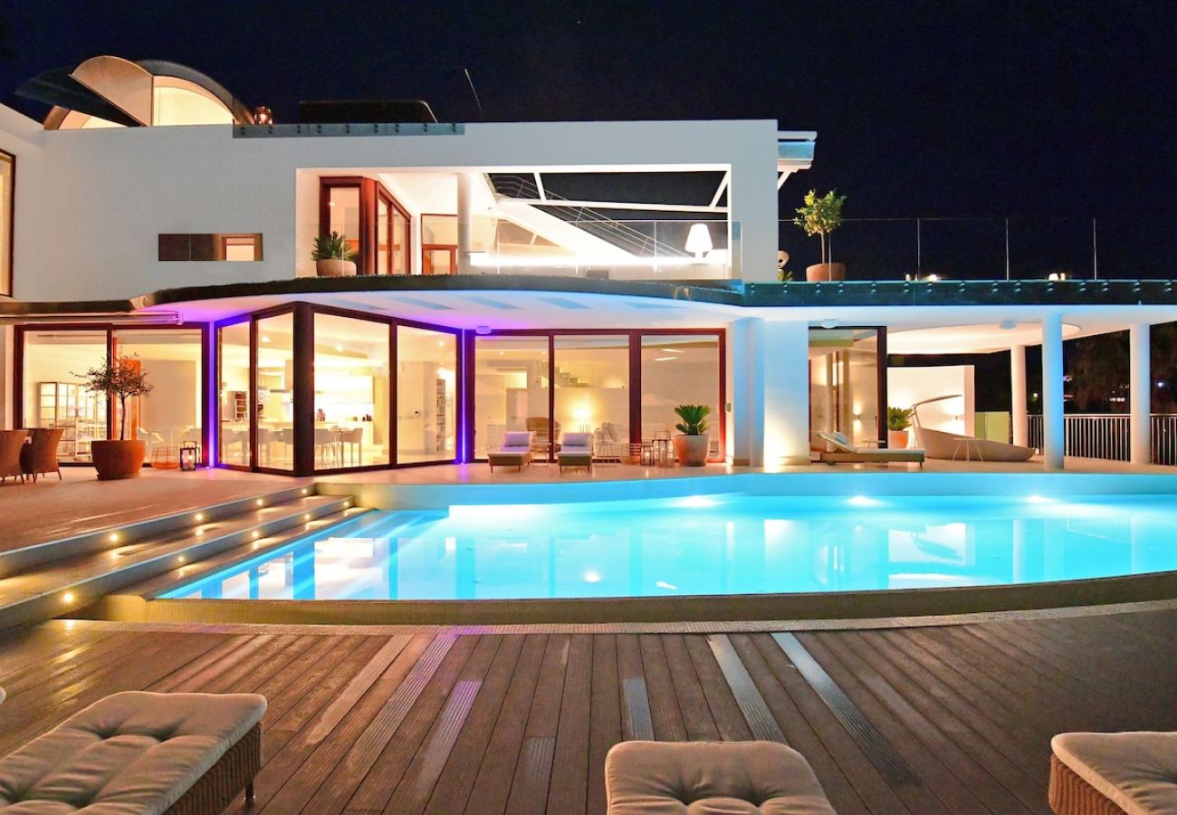 Villa en Marbella - Villa Suena Blanca