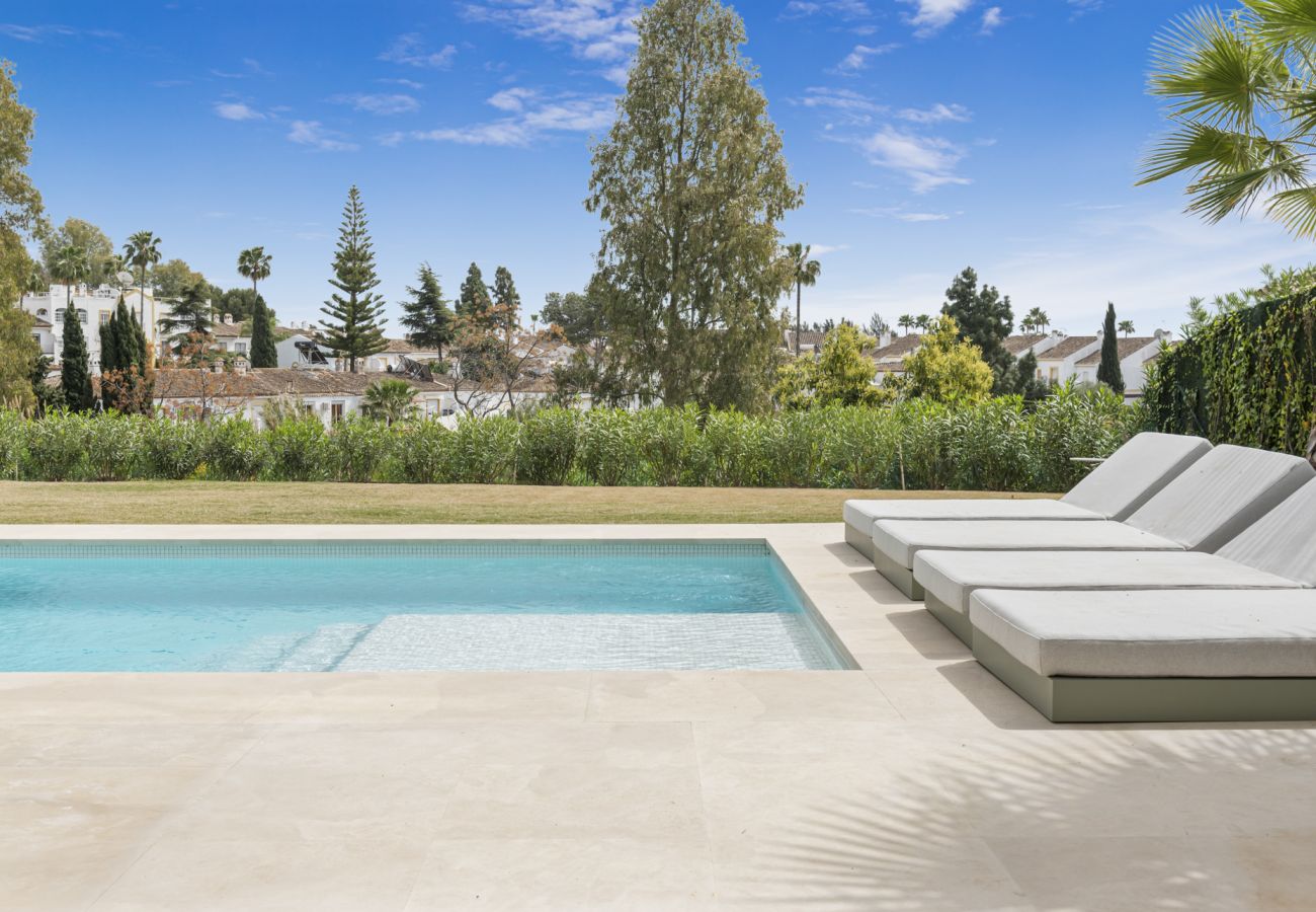 Villa en Estepona - Villa Lulu