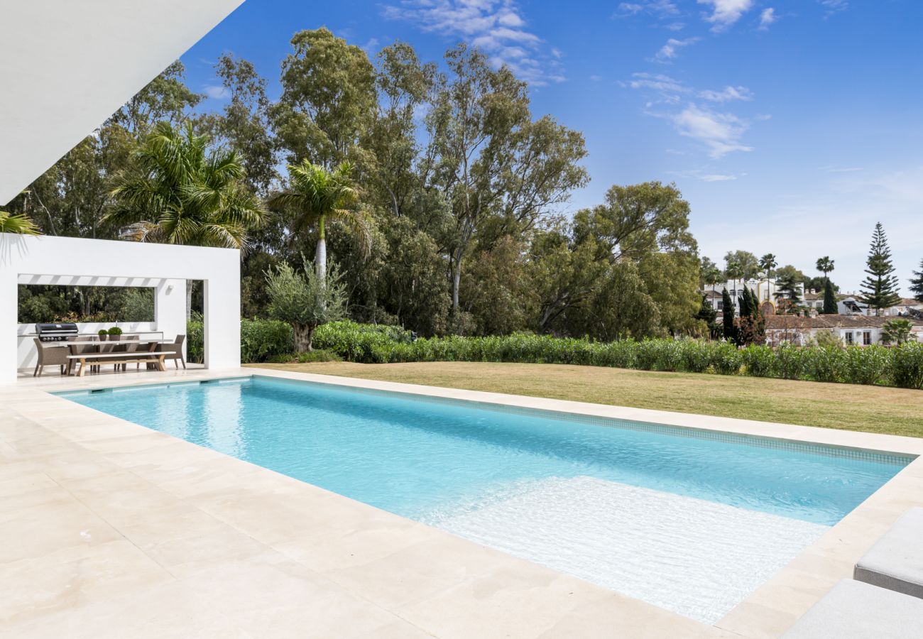 Villa en Estepona - Villa Lulu